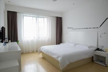 Motel 168 Shanghai Nanhui Huinan Subway Station Exteriör bild