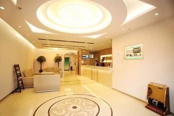 Motel 168 Shanghai Nanhui Huinan Subway Station Exteriör bild