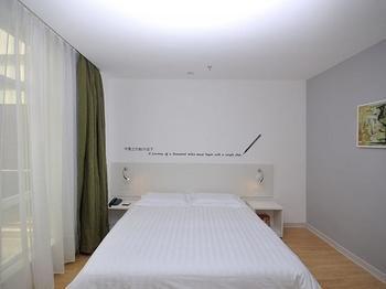 Motel 168 Shanghai Nanhui Huinan Subway Station Exteriör bild